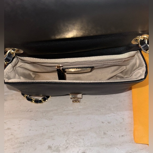 VALENTINO BY MARIO VALENTINO
Beatriz Leather Shoulder Bag - Picture 5 of 6